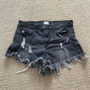 sneak peek super cute high rise shorts size small